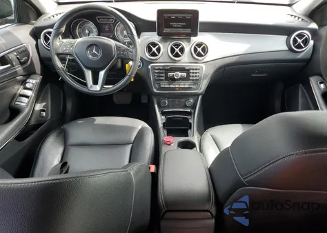2015 Mercedes-Benz Gla 250 z USA, uszkodzony, nr VIN WDCTG4EB7FJ139999